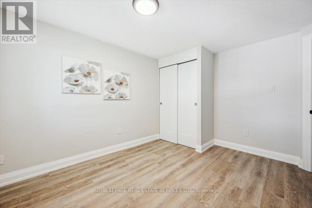 137 - 1520 Lancaster Drive, Oakville, Ontario  L6H 2Z2 - Photo 20 - W12137560
