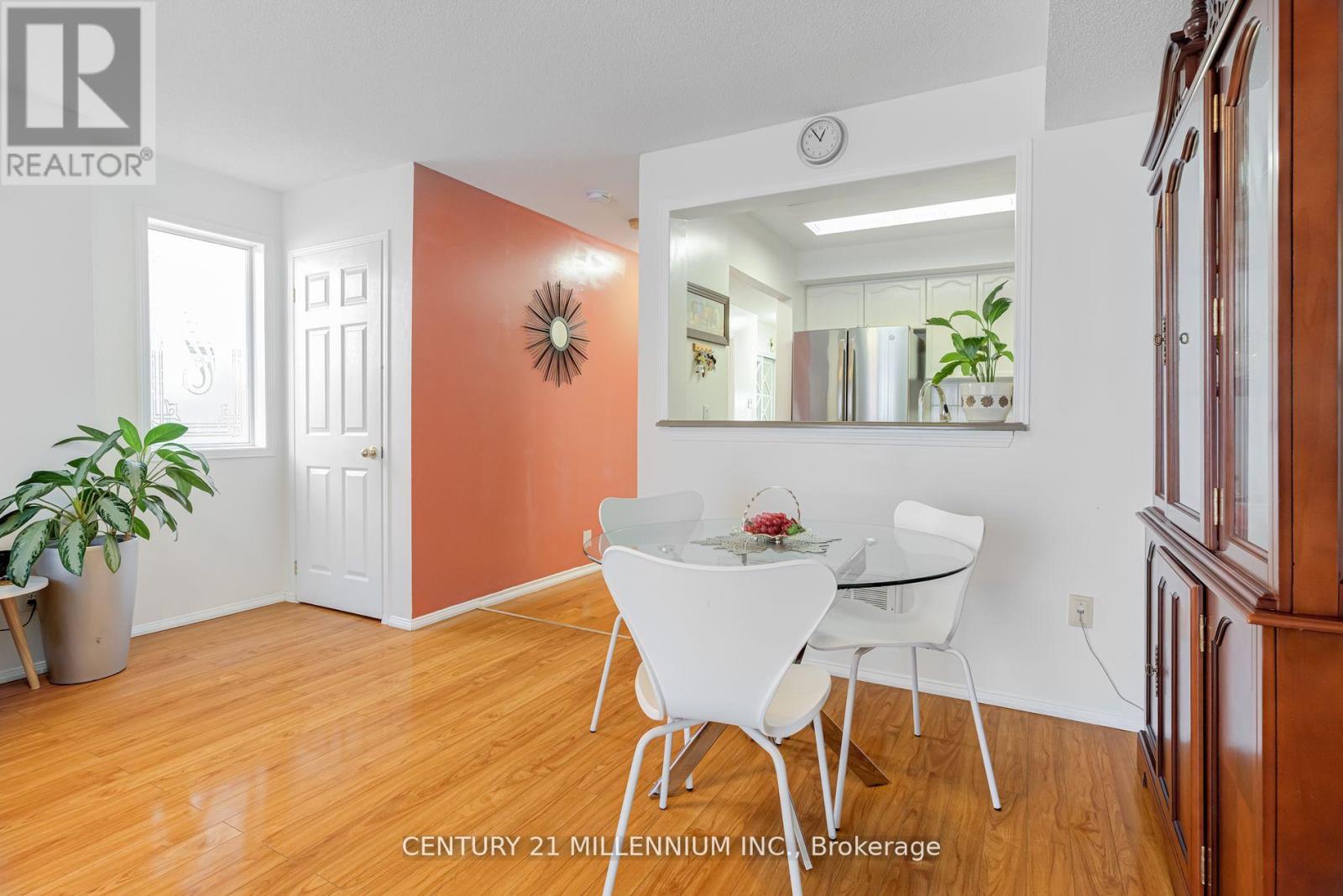 24 Herkes Drive, Brampton, Ontario  L6Y 4Z2 - Photo 11 - W12137615