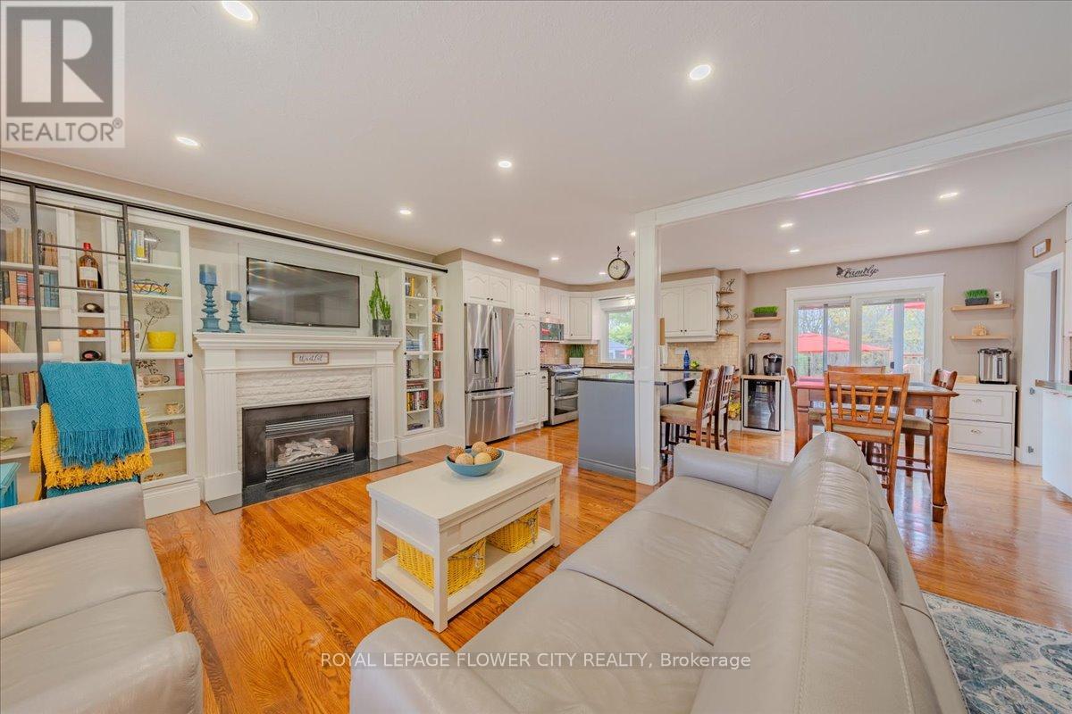 3511 Catherine Street, Thames Centre, Ontario  N0L 1G1 - Photo 6 - X12132138