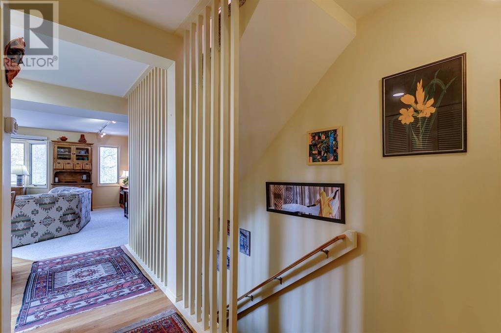 Property at 2, 467 12 Street NW image 2