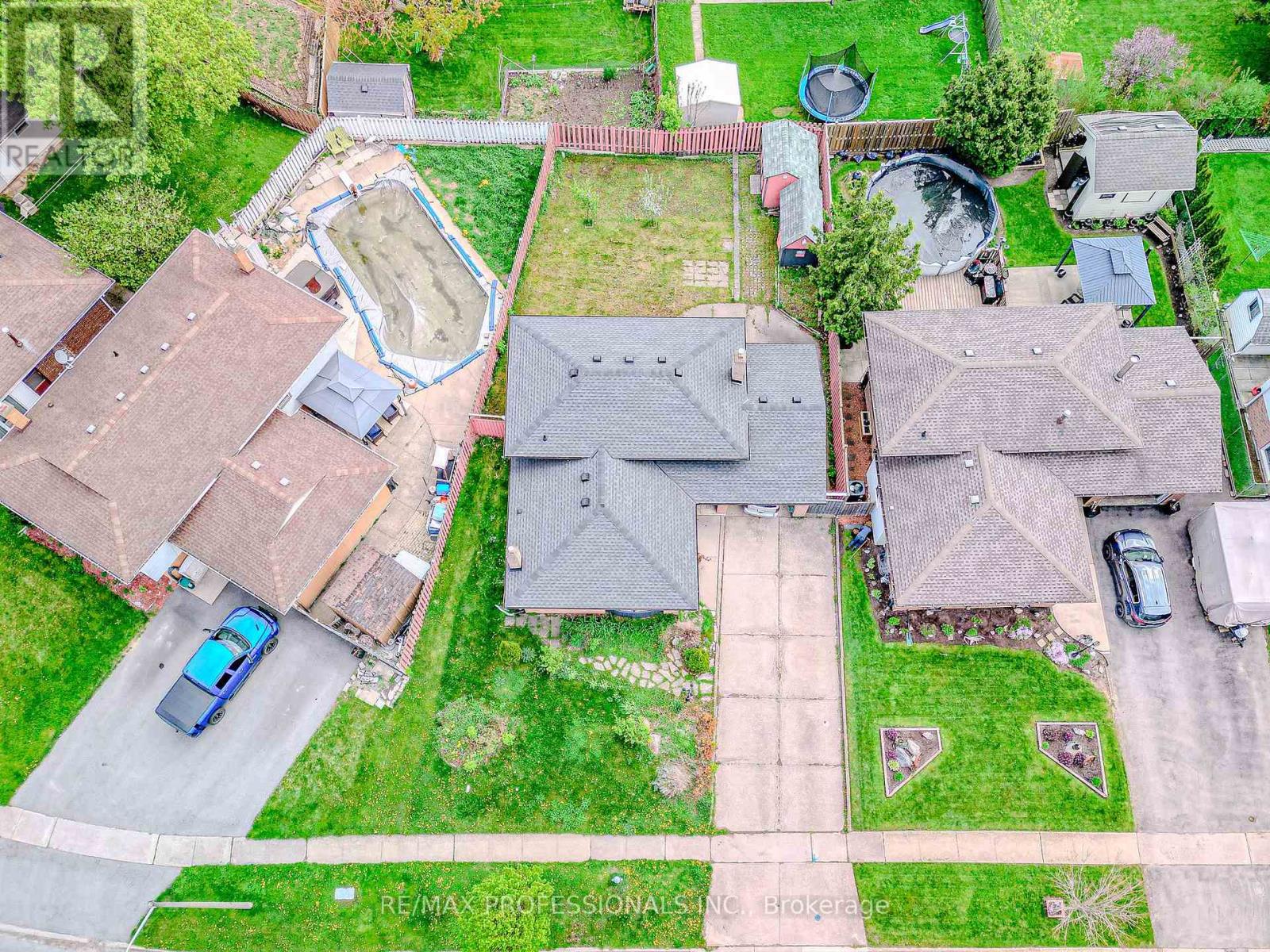 7248 Casey Street, Niagara Falls, Ontario  L2J 3R2 - Photo 26 - X12137590