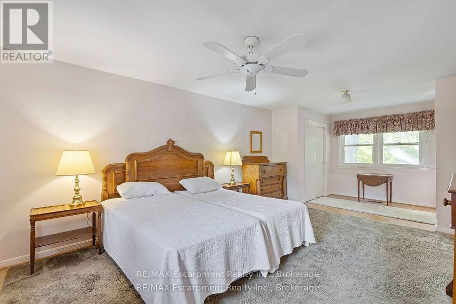214 Donessle Drive, Oakville, Ontario  L6J 3Y6 - Photo 16 - W12137828