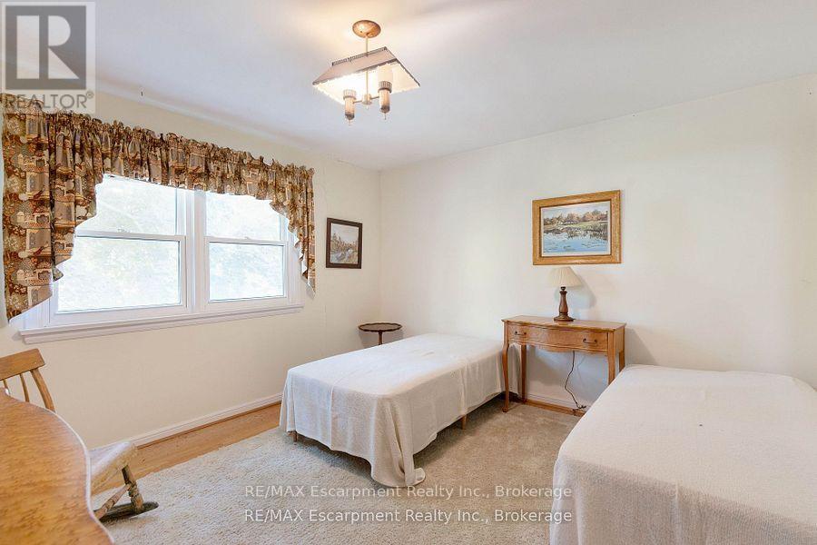 214 Donessle Drive, Oakville, Ontario  L6J 3Y6 - Photo 19 - W12137828
