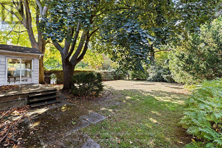 214 Donessle Drive, Oakville, Ontario  L6J 3Y6 - Photo 24 - W12137828