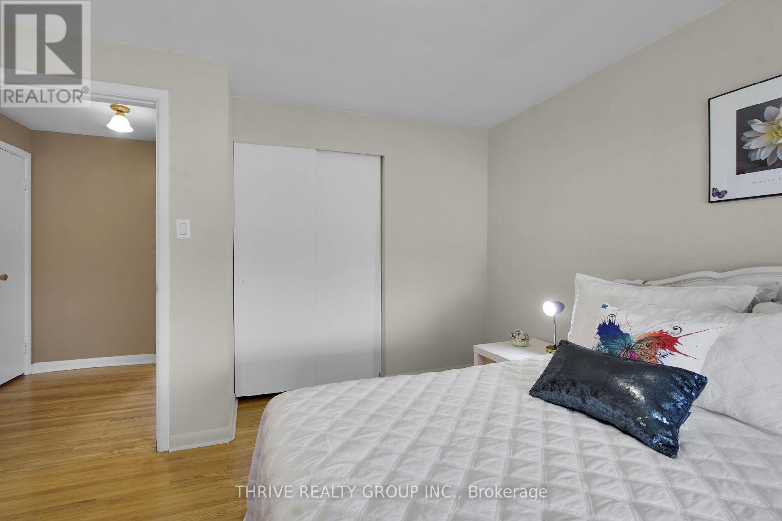 194 Chestnut Street, St. Thomas, Ontario  N5R 2B4 - Photo 23 - X12137847