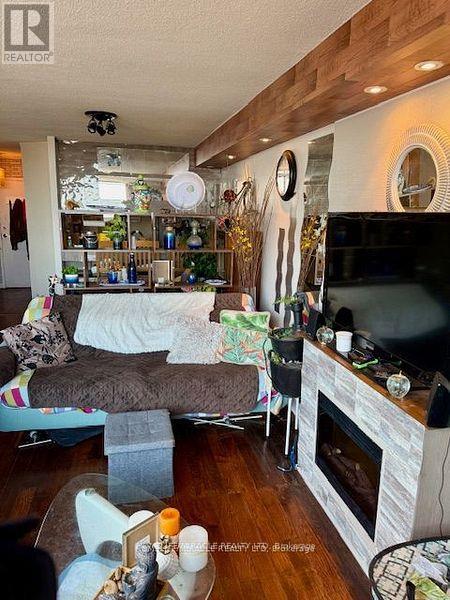 1802 - 236 Albion Road, Toronto, Ontario  M9W 6A6 - Photo 11 - W12123015