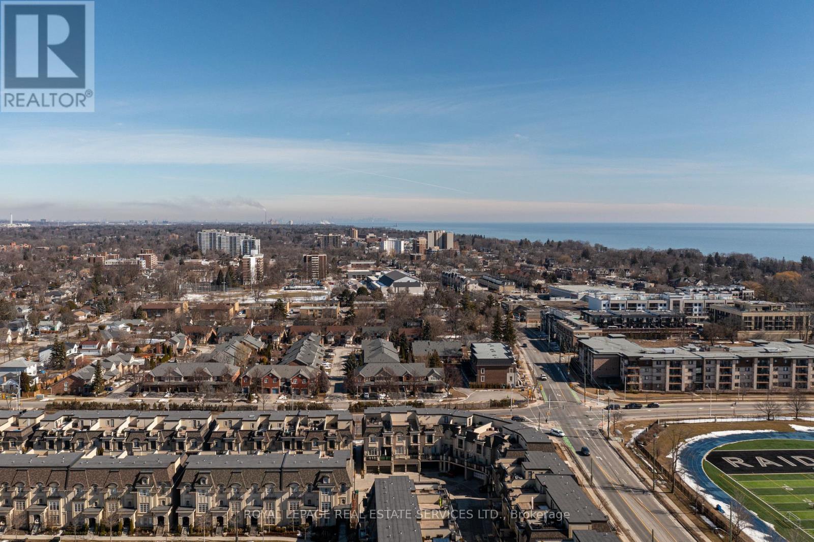 251 Hanover Street, Oakville, Ontario  L6K 0H3 - Photo 46 - W12004704
