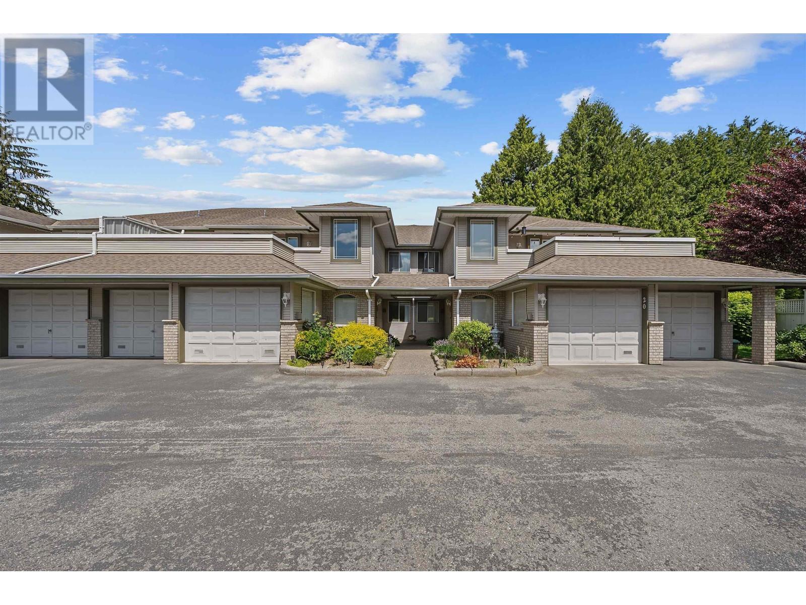 17 21491 DEWDNEY TRUNK ROAD, Maple Ridge, British Columbia