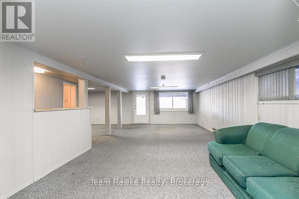 25 Robert Street W, Penetanguishene, Ontario  L9M 1N5 - Photo 36 - S12137876