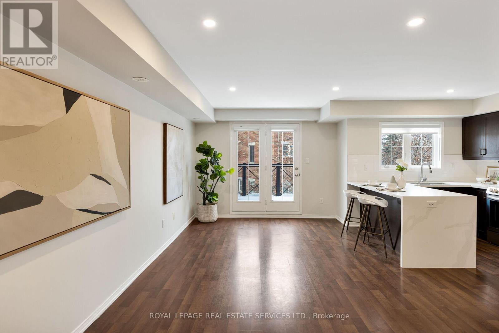 10 - 15 Hays Boulevard, Oakville, Ontario  L6H 0H8 - Photo 5 - W11970424