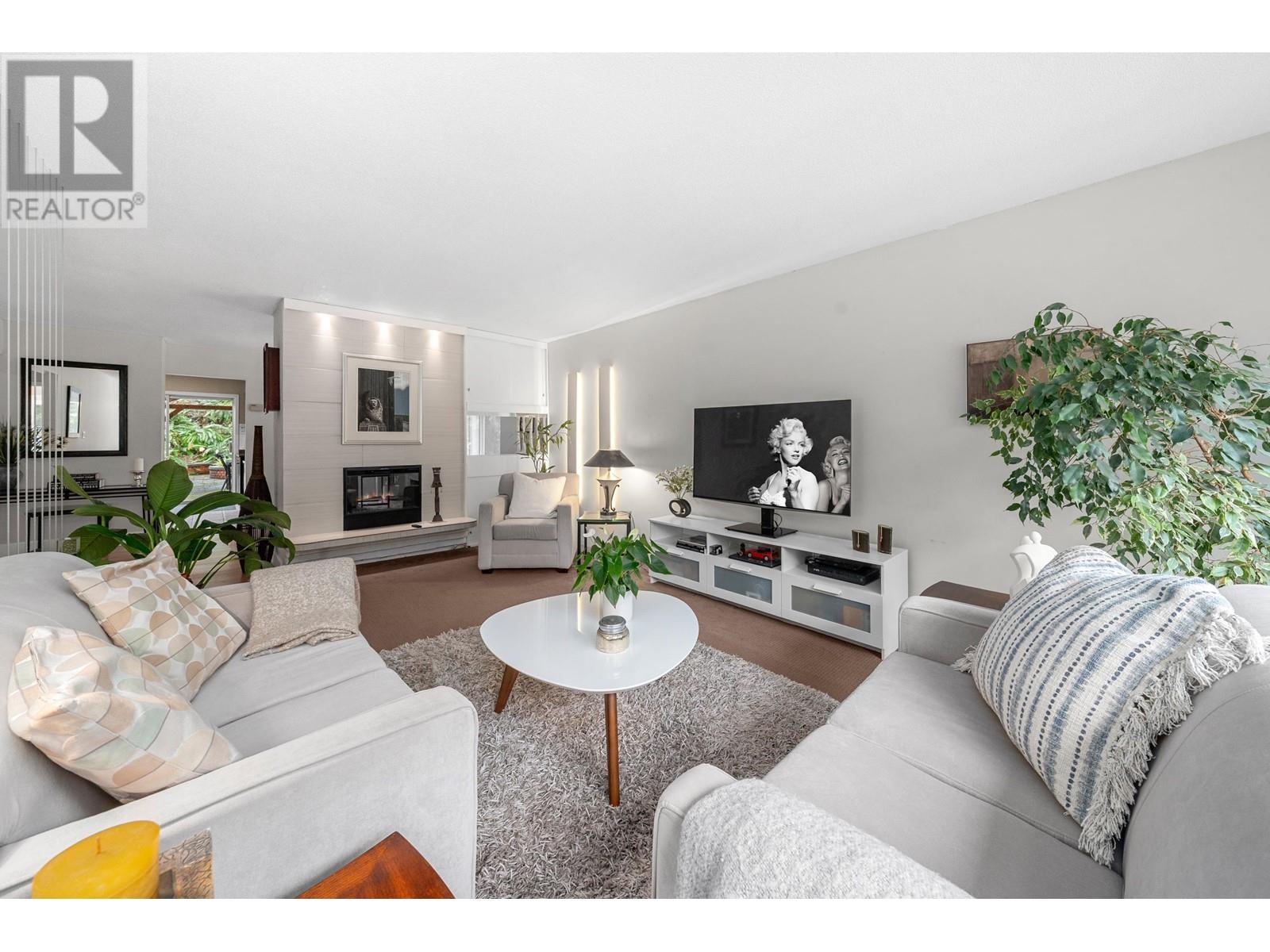 Property at 1493 PAISLEY ROAD image 5