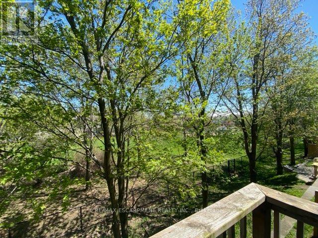 19 - 122 Dundas Street E, Hamilton, Ontario  L9H 7N3 - Photo 39 - X12076169