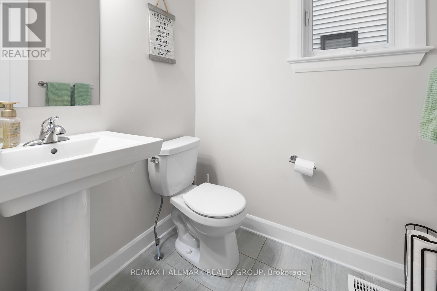 805 Gamble Drive, Russell, Ontario  K4R 0G6 - Photo 7 - X12137802