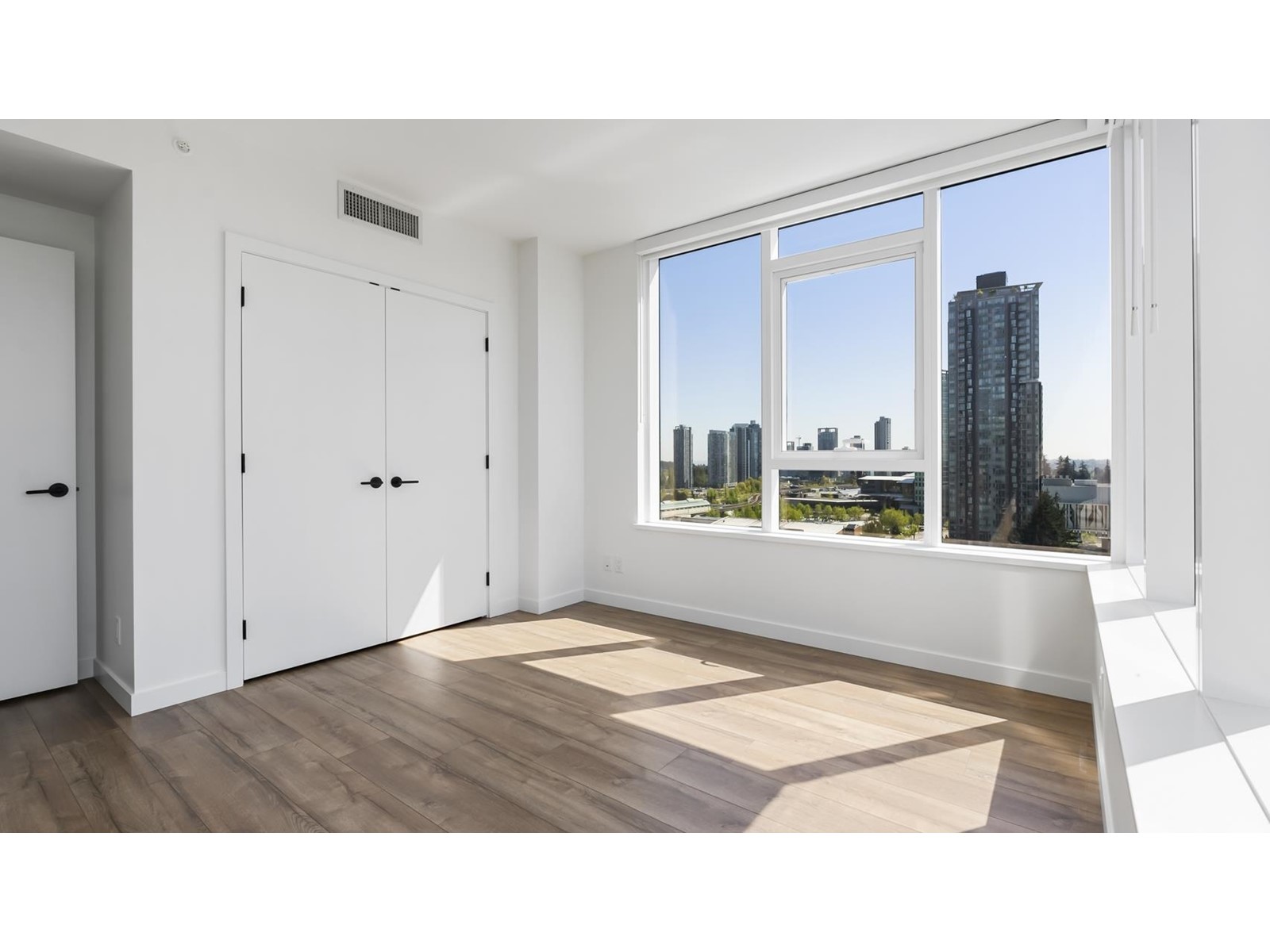 1710 10448 University Drive, Surrey, British Columbia  V3T 0S7 - Photo 14 - R3000840