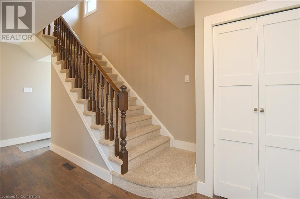419 Cottingham Crescent, Ancaster, Ontario  L9G 3V5 - Photo 4 - 40726394