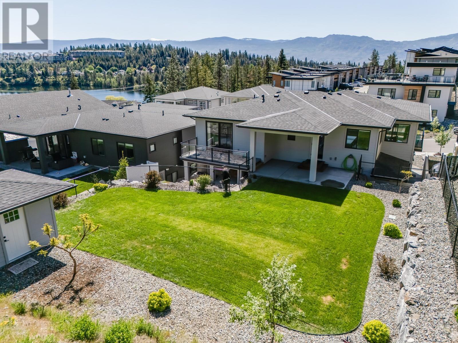 2834 Canyon Crest Drive, West Kelowna, British Columbia  V4T 0E3 - Photo 2 - 10320653