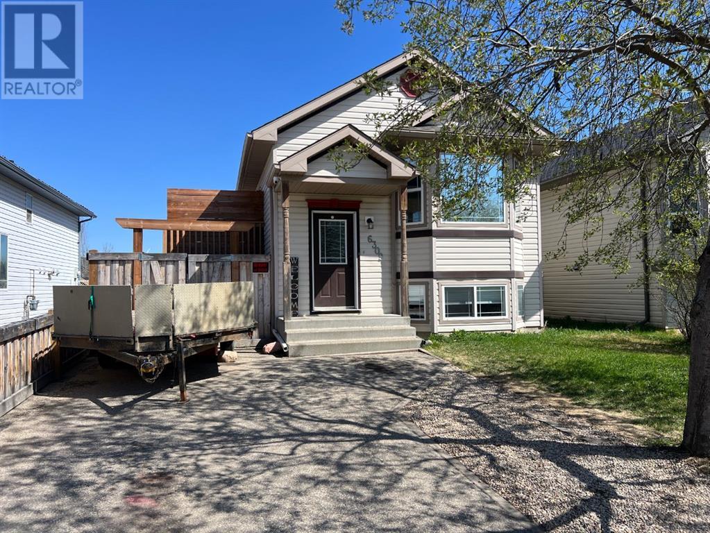 Property at 6309 89 Street image 2