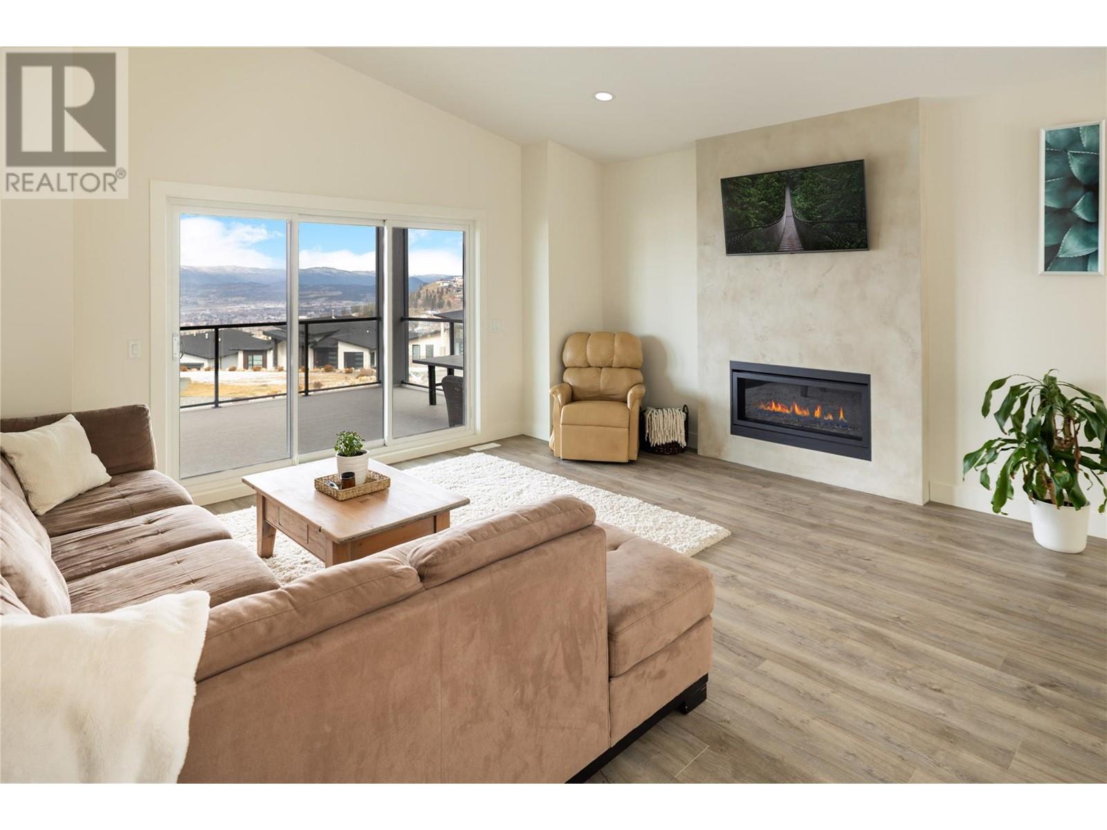 Property at 2203 LAVETTA Drive image 2