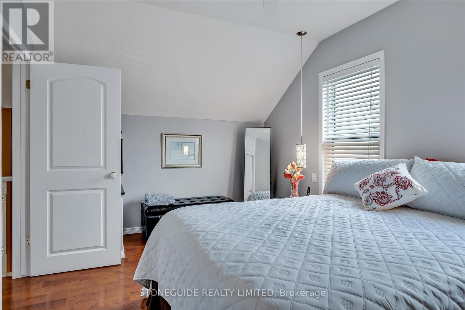 165 Edinburgh Street, Peterborough Central, Ontario  K9H 3E3 - Photo 16 - X12040062