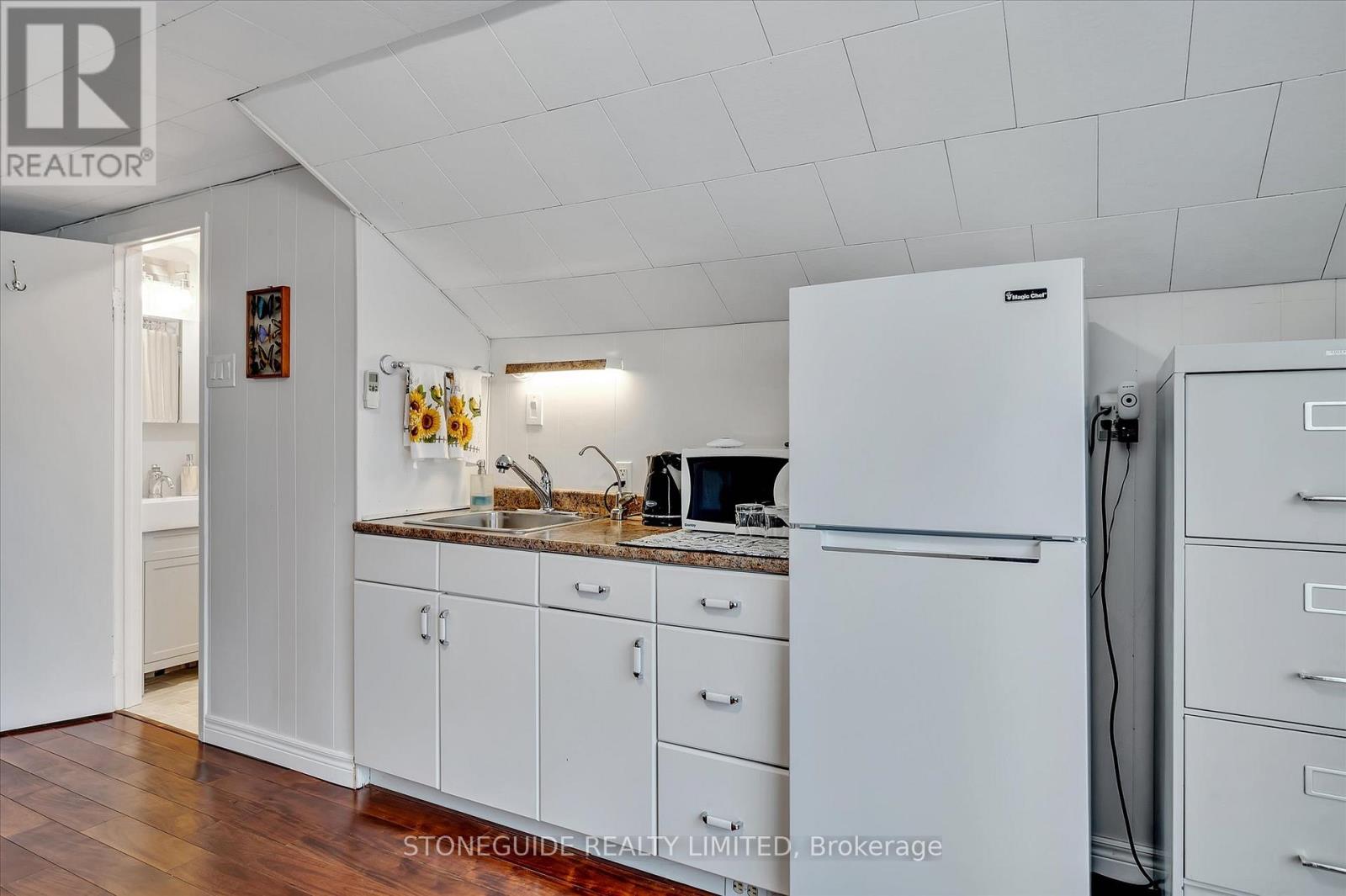 165 Edinburgh Street, Peterborough Central, Ontario  K9H 3E3 - Photo 30 - X12040062