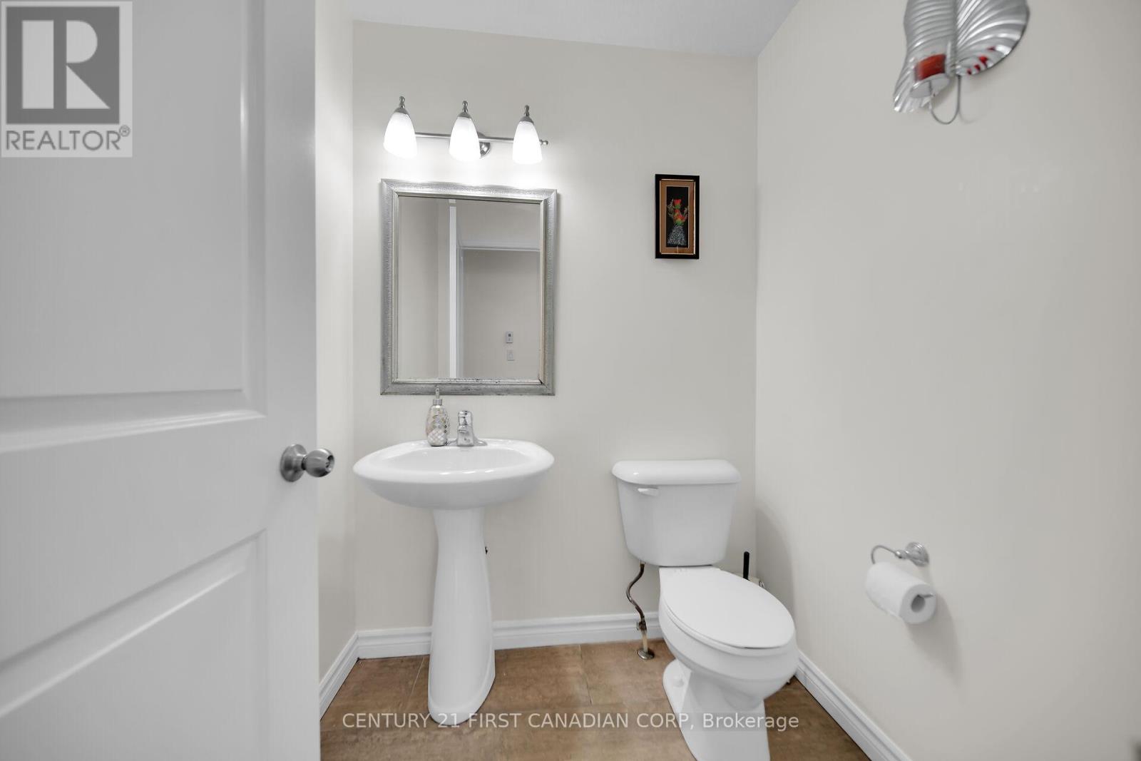 3378 Emilycarr Lane, London South, Ontario  N6L 0A3 - Photo 20 - X12137410