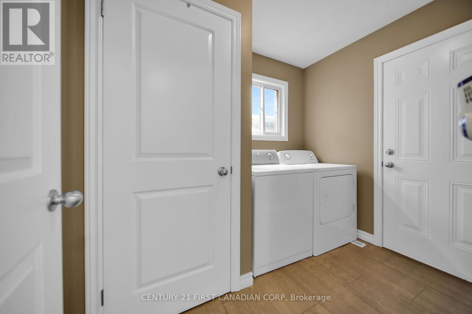 3378 Emilycarr Lane, London South, Ontario  N6L 0A3 - Photo 21 - X12137410