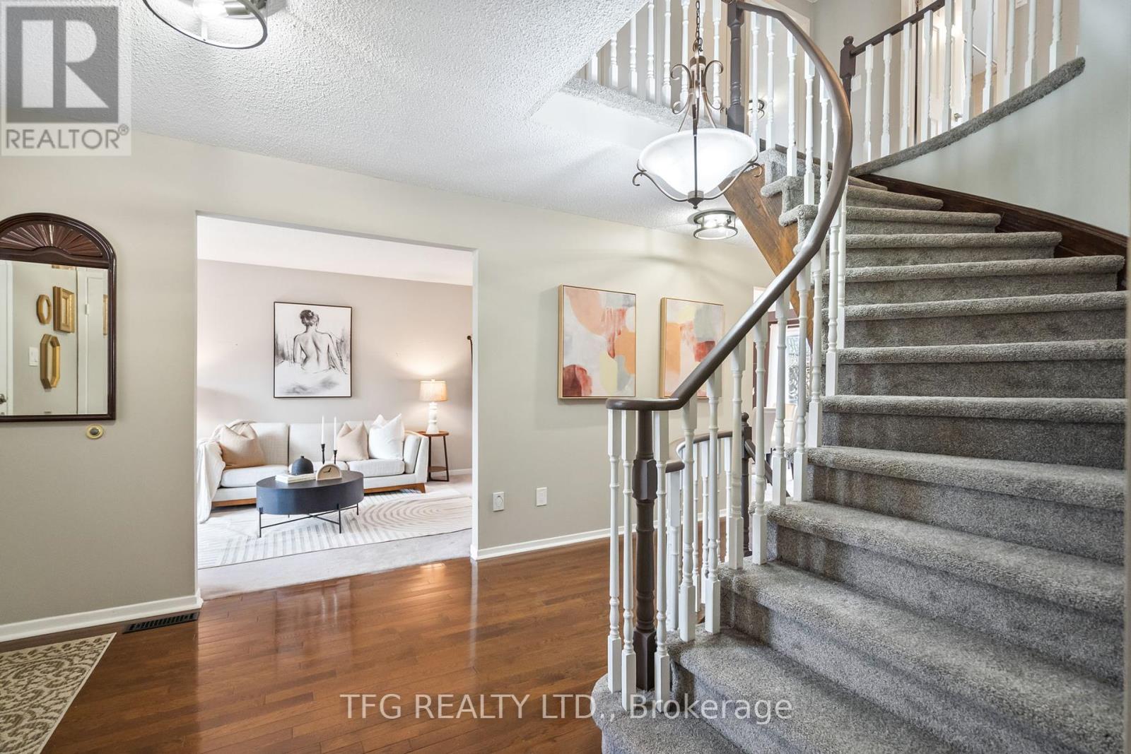1272 Maple Ridge Drive, Pickering, Ontario  L1X 1H5 - Photo 4 - E12137933