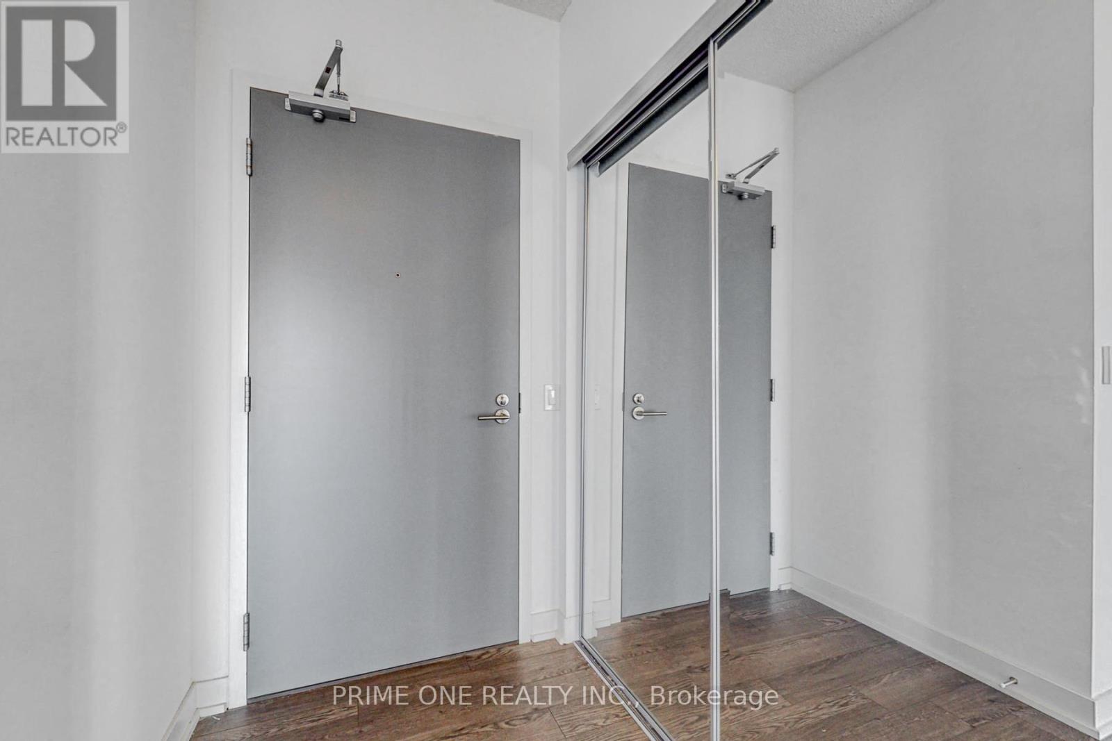 2202 - 50 O'neill Road, Toronto, Ontario  M3C 0R1 - Photo 4 - C12137656