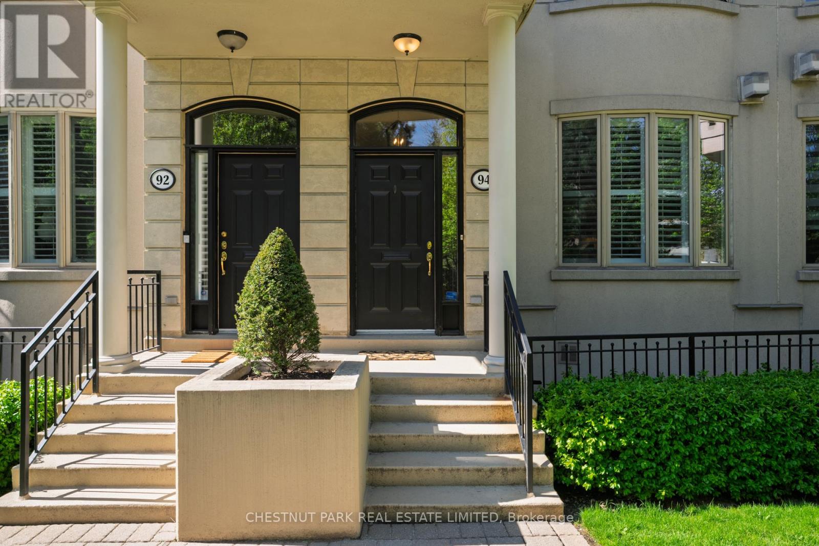 94 Pleasant Boulevard, Toronto, Ontario  M4T 1J8 - Photo 2 - C12137716