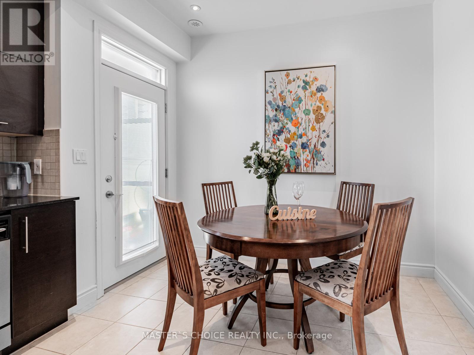 Th27 - 271 South Park Road, Markham, Ontario  L3T 0B6 - Photo 8 - N12137747