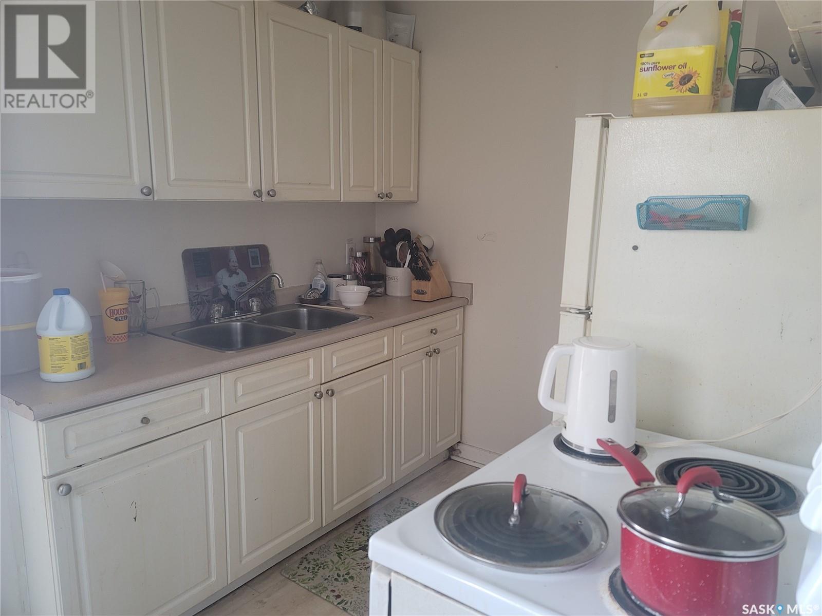 1032 Retallack Street, Regina, Saskatchewan  S4T 2H3 - Photo 10 - SK996147
