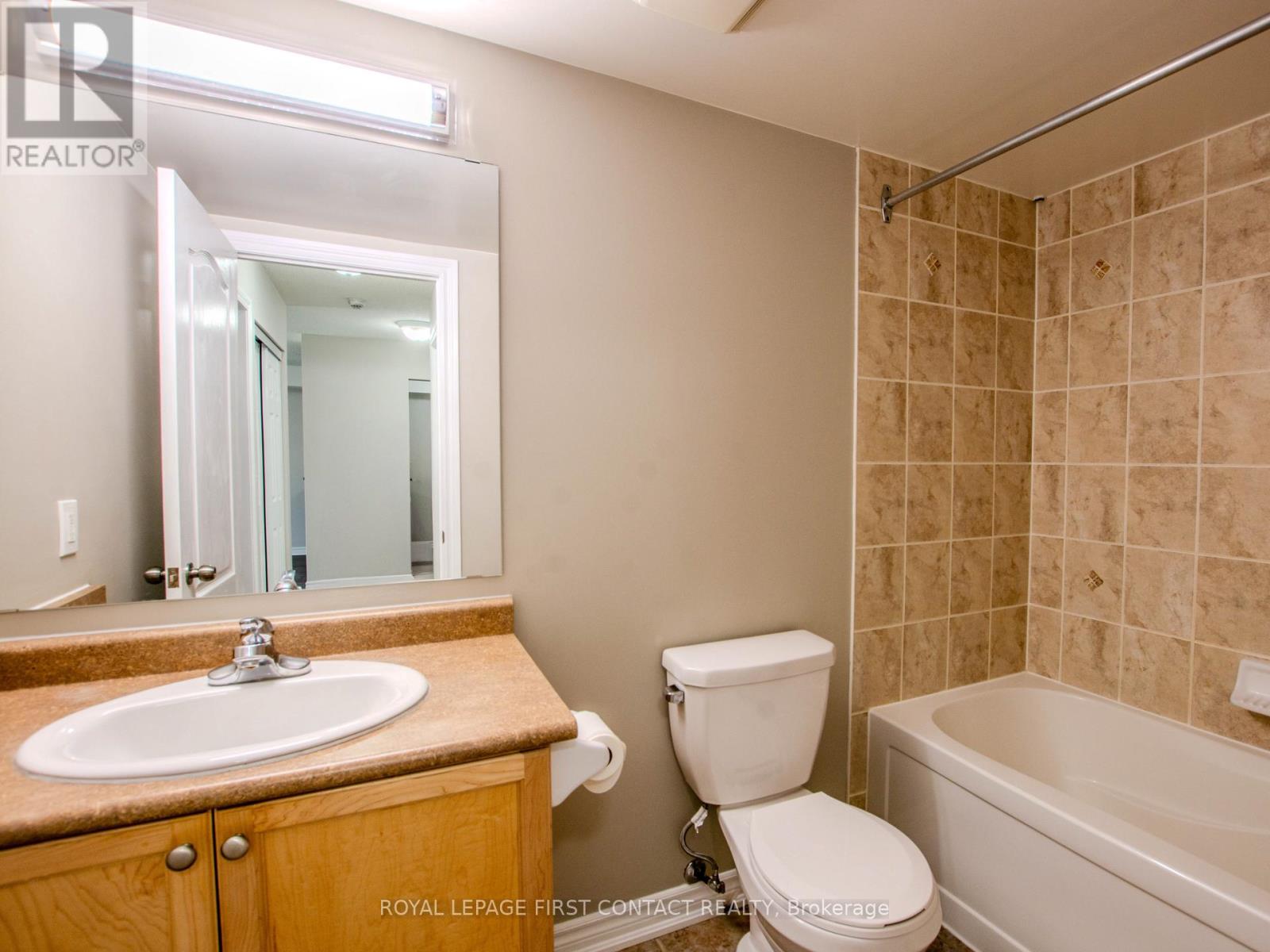 18 - 43 Coulter Street, Barrie, Ontario  L4N 6L9 - Photo 12 - S12137777