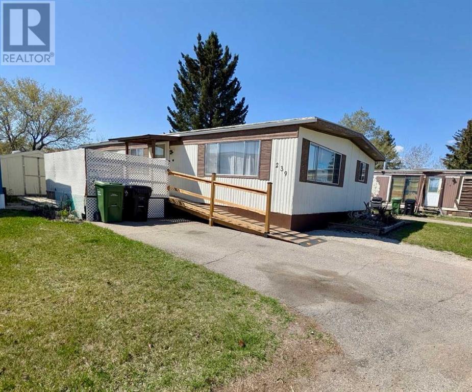 239, 3223 83 Street Nw, Calgary, Alberta  T3B 5N5 - Photo 1 - A2207220