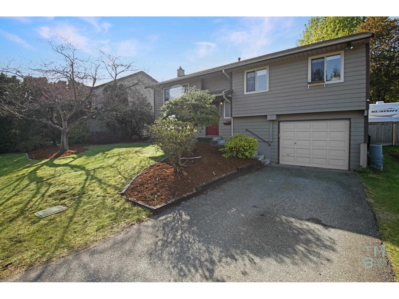 Property at 34464 IMMEL STREET image 4