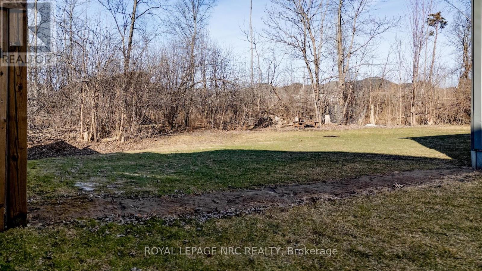 893 Canada Drive, Fort Erie, Ontario  L2A 6E9 - Photo 30 - X12138045