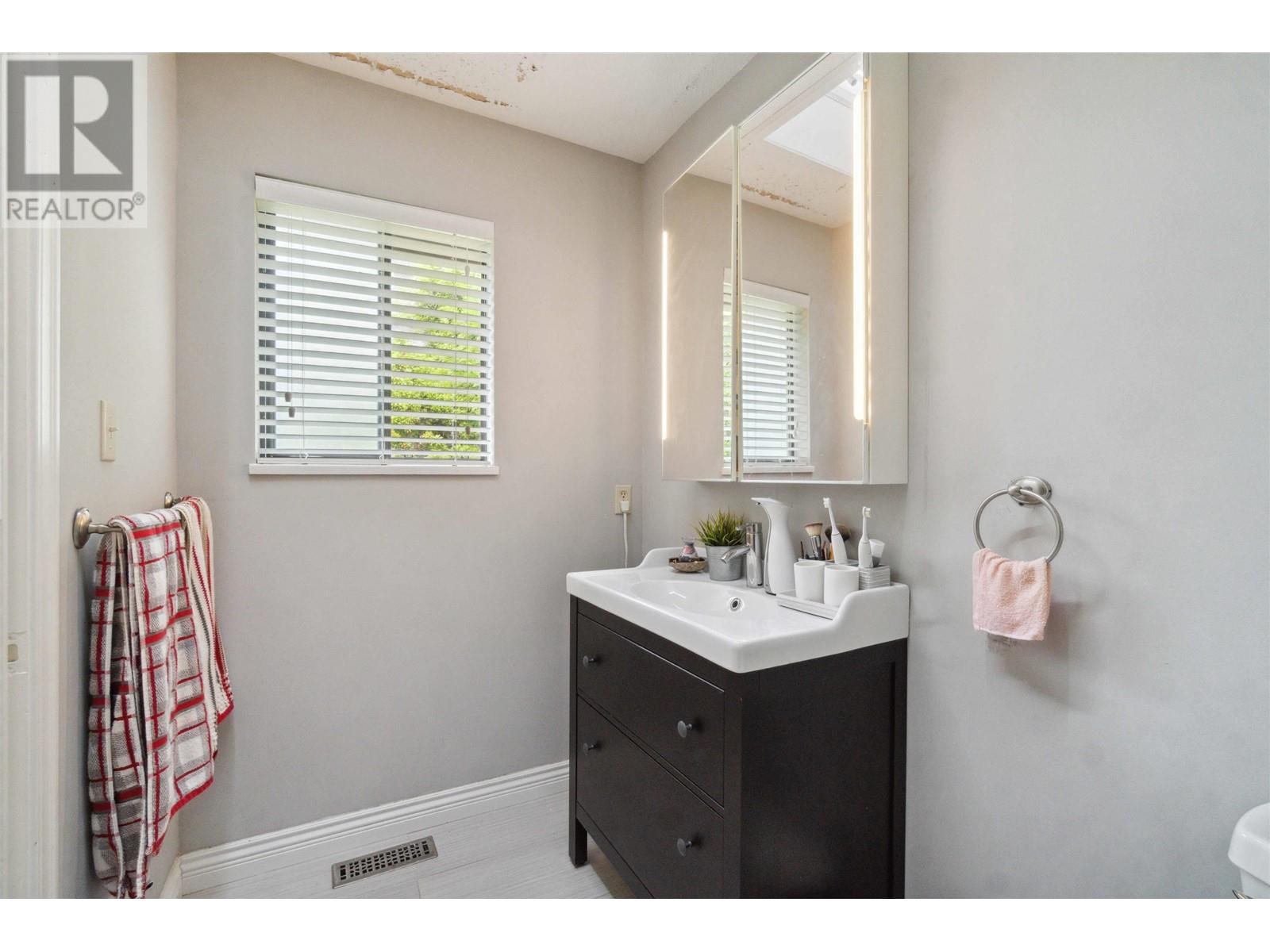 5694 Greenland Drive, Tsawwassen, British Columbia  V4L 2J5 - Photo 23 - R2962568