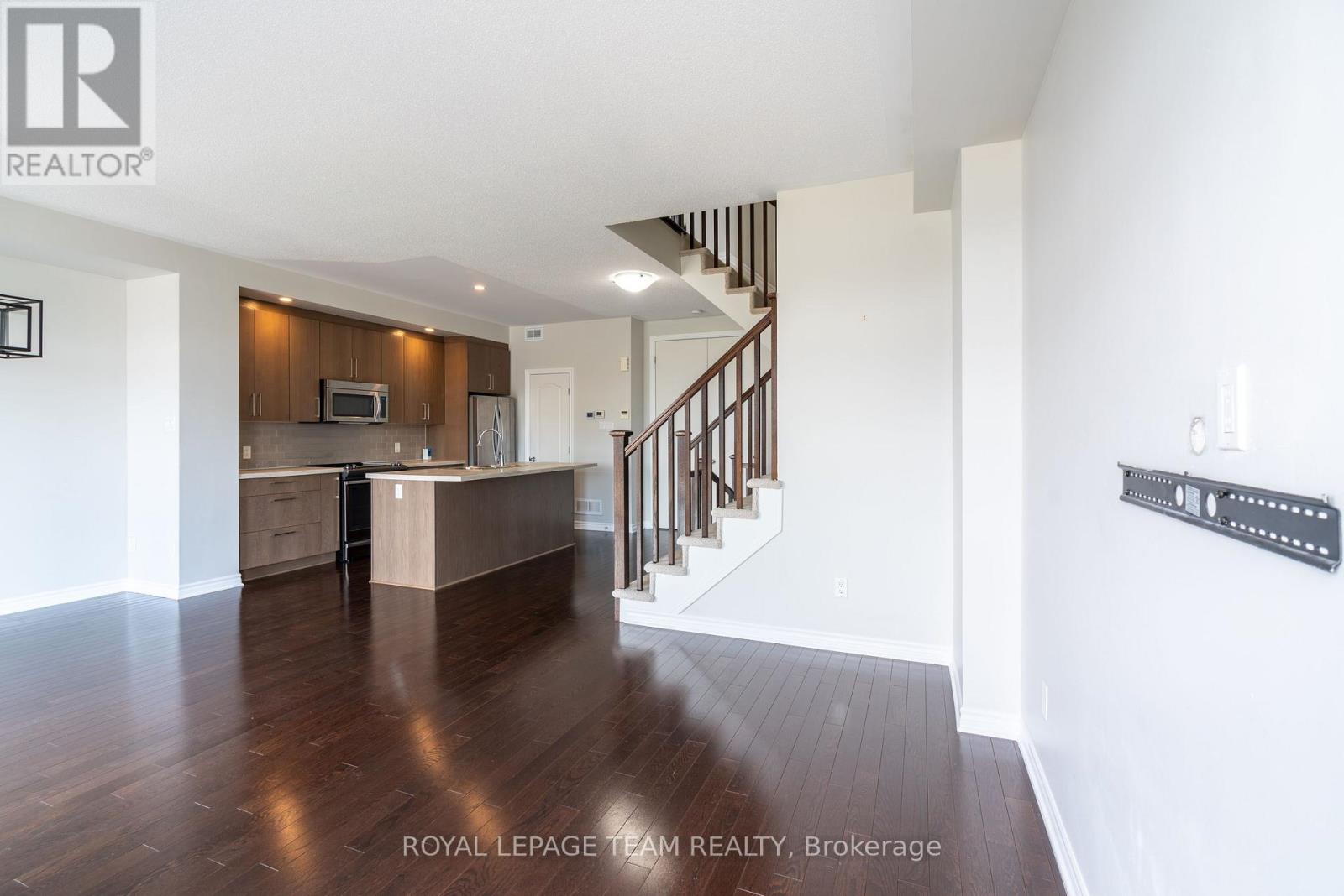 224 Chaperal Private, Ottawa, Ontario  K2A 0Y2 - Photo 19 - X12138063