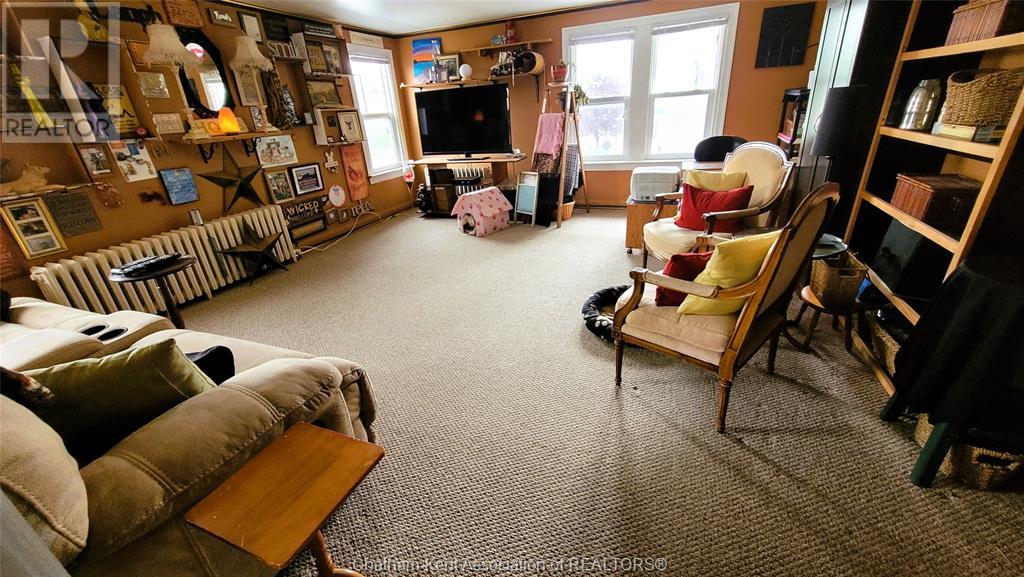 Property at 821/823 Elizabeth STREET image 3