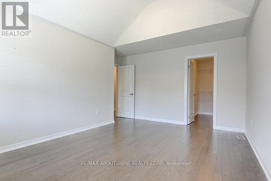 142 Mcwilliams Crescent, Oakville, Ontario  L6M 0W4 - Photo 25 - W12137717