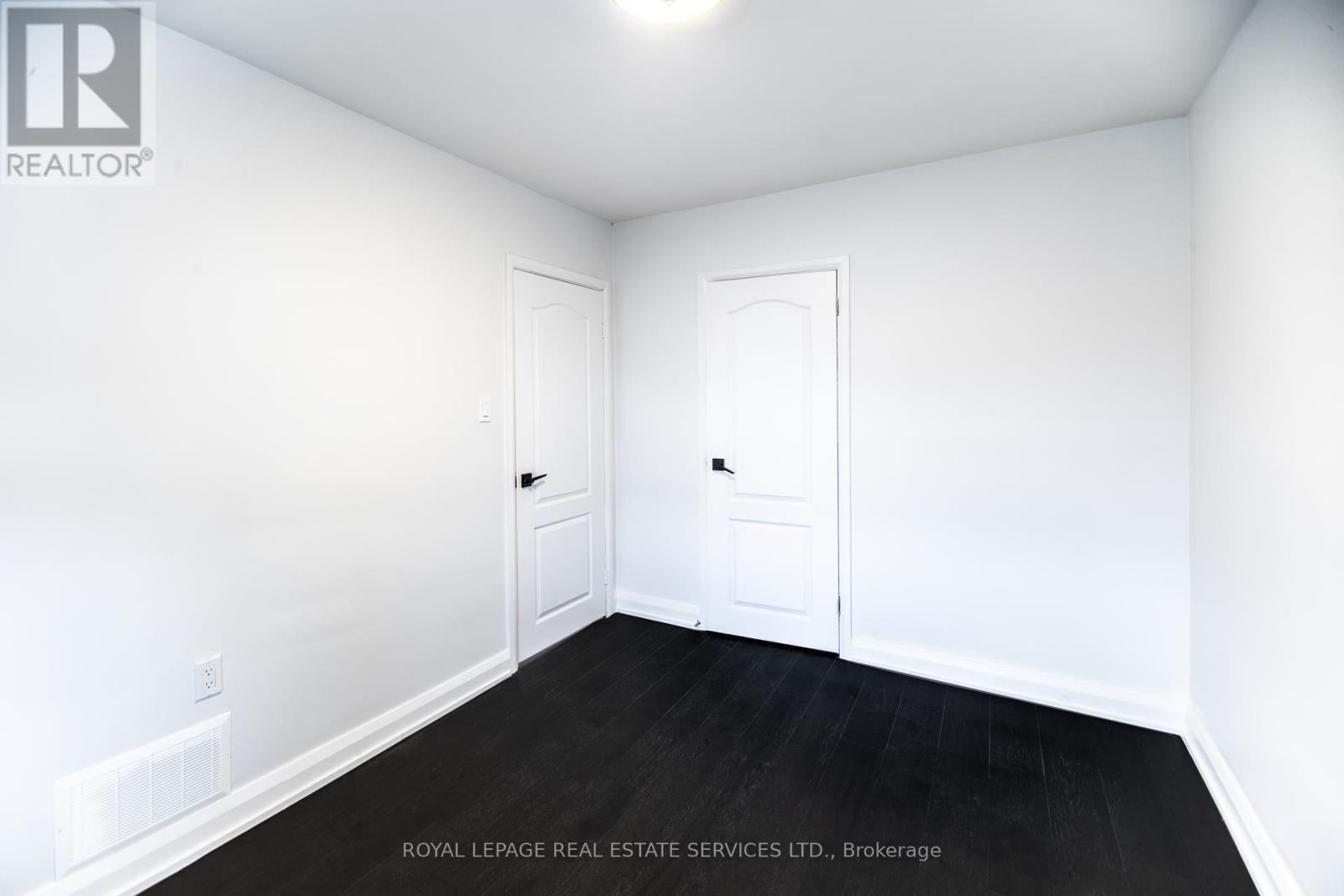 Main - 1010 Caledonia Road, Toronto, Ontario  M6B 3Z1 - Photo 10 - W12137730