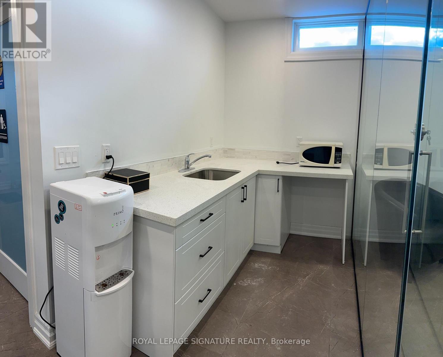 158 Church Street, Mississauga, Ontario  L5M 1T9 - Photo 9 - W12137733