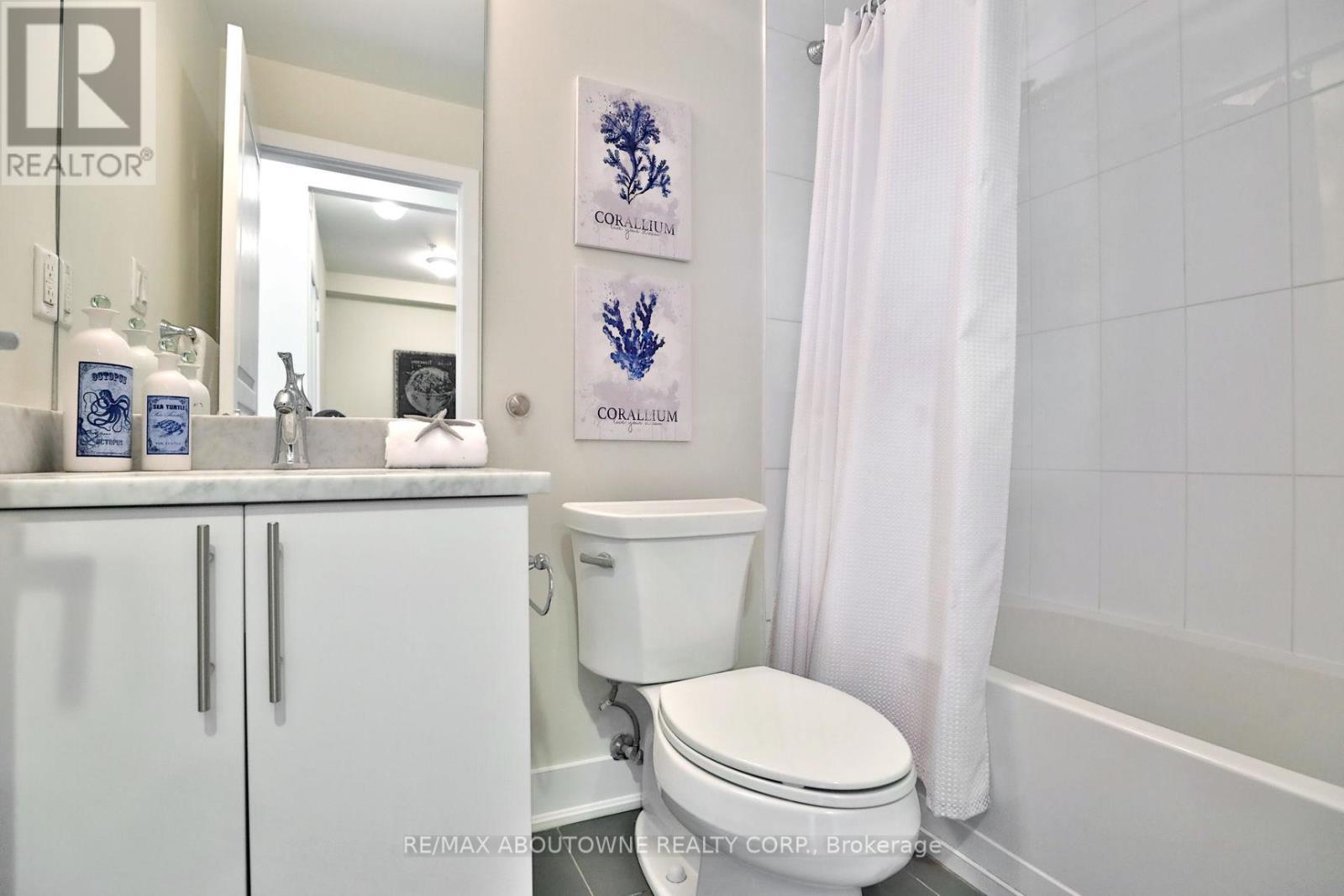 103 - 128 Garden Drive, Oakville (Co Central), Ontario  L6K 0H7 - Photo 16 - W12137742