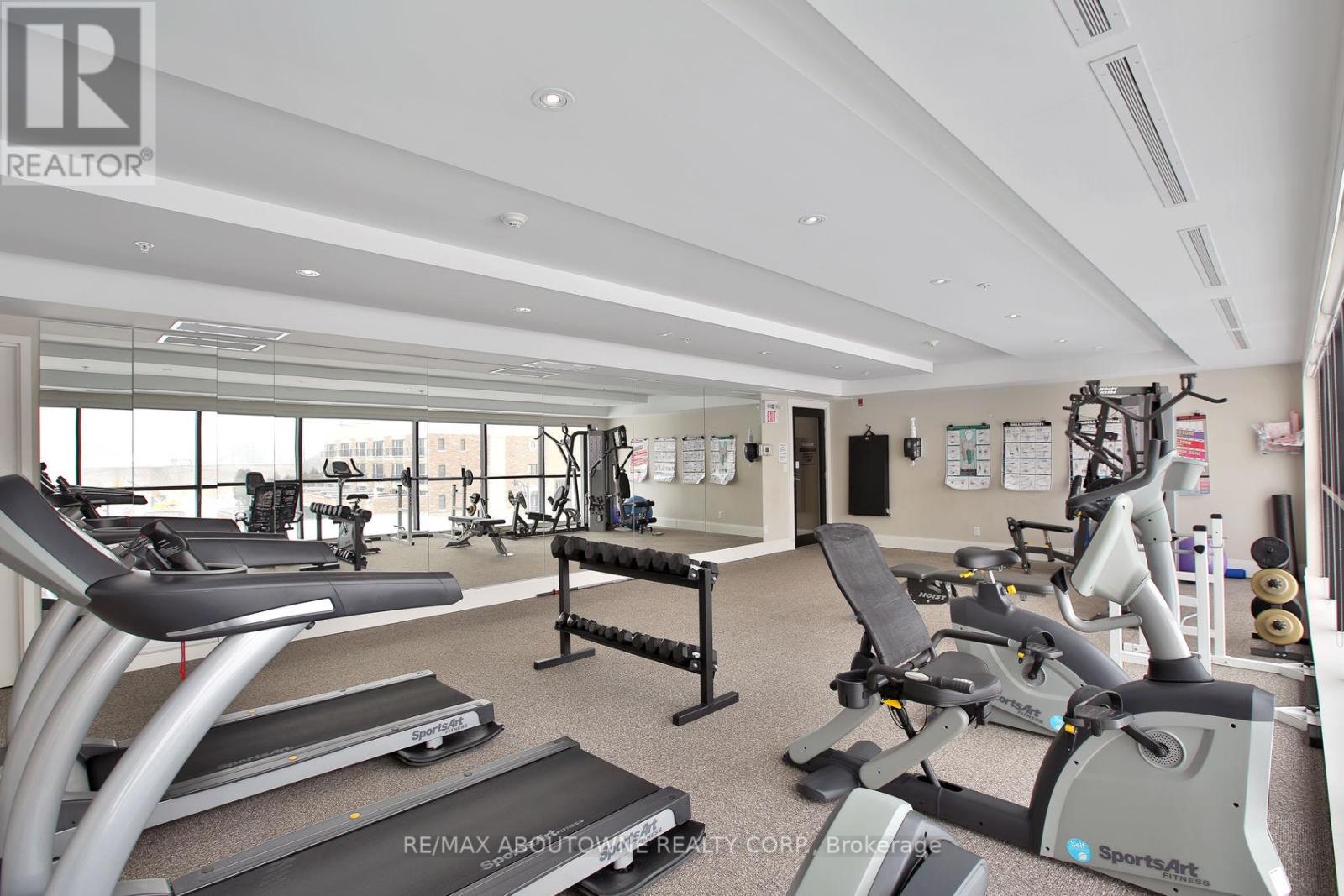 103 - 128 Garden Drive, Oakville (Co Central), Ontario  L6K 0H7 - Photo 27 - W12137742
