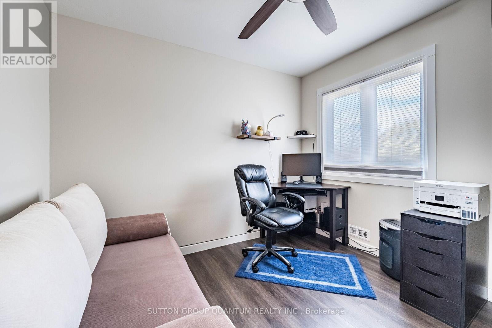 49 Emslie Street, Halton Hills, Ontario  L7G 5H5 - Photo 23 - W12137745