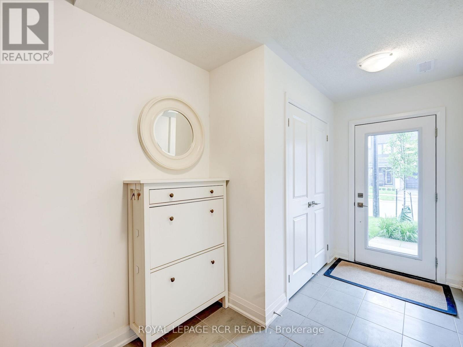 84 Wind Tree Way, Halton Hills (Georgetown), Ontario  L7G 0C4 - Photo 4 - W12137780