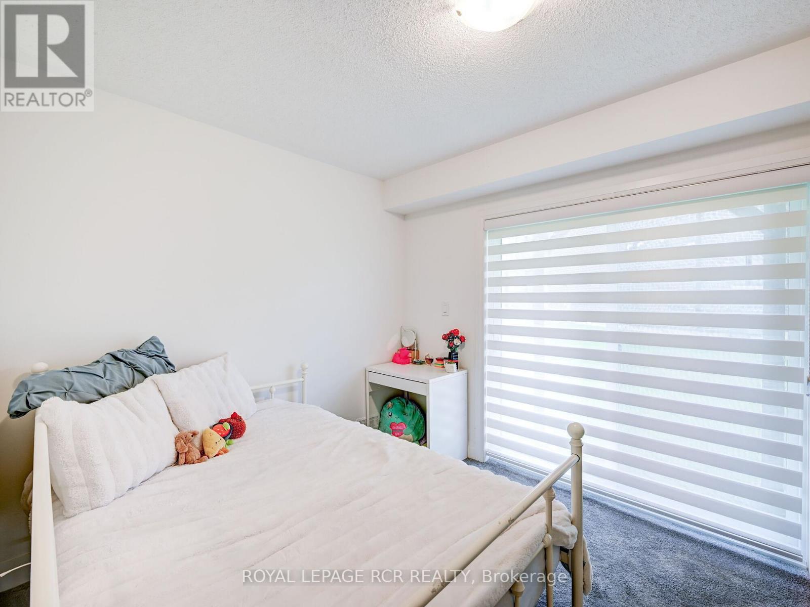 84 Wind Tree Way, Halton Hills (Georgetown), Ontario  L7G 0C4 - Photo 6 - W12137780