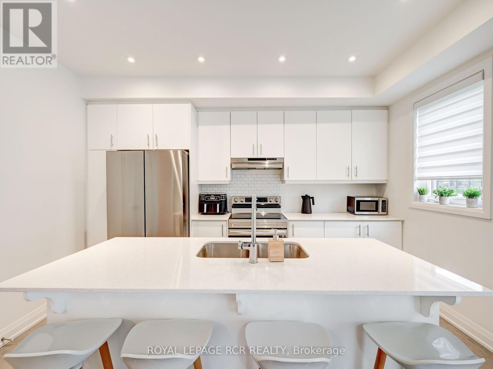 84 Wind Tree Way, Halton Hills (Georgetown), Ontario  L7G 0C4 - Photo 9 - W12137780
