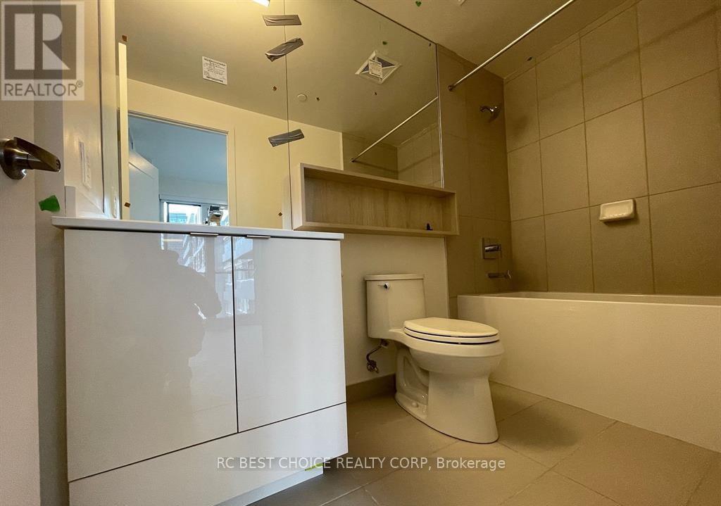 1436 - 135 Lower Sherbourne Street, Toronto, Ontario  M5A 1Y4 - Photo 9 - C12137839