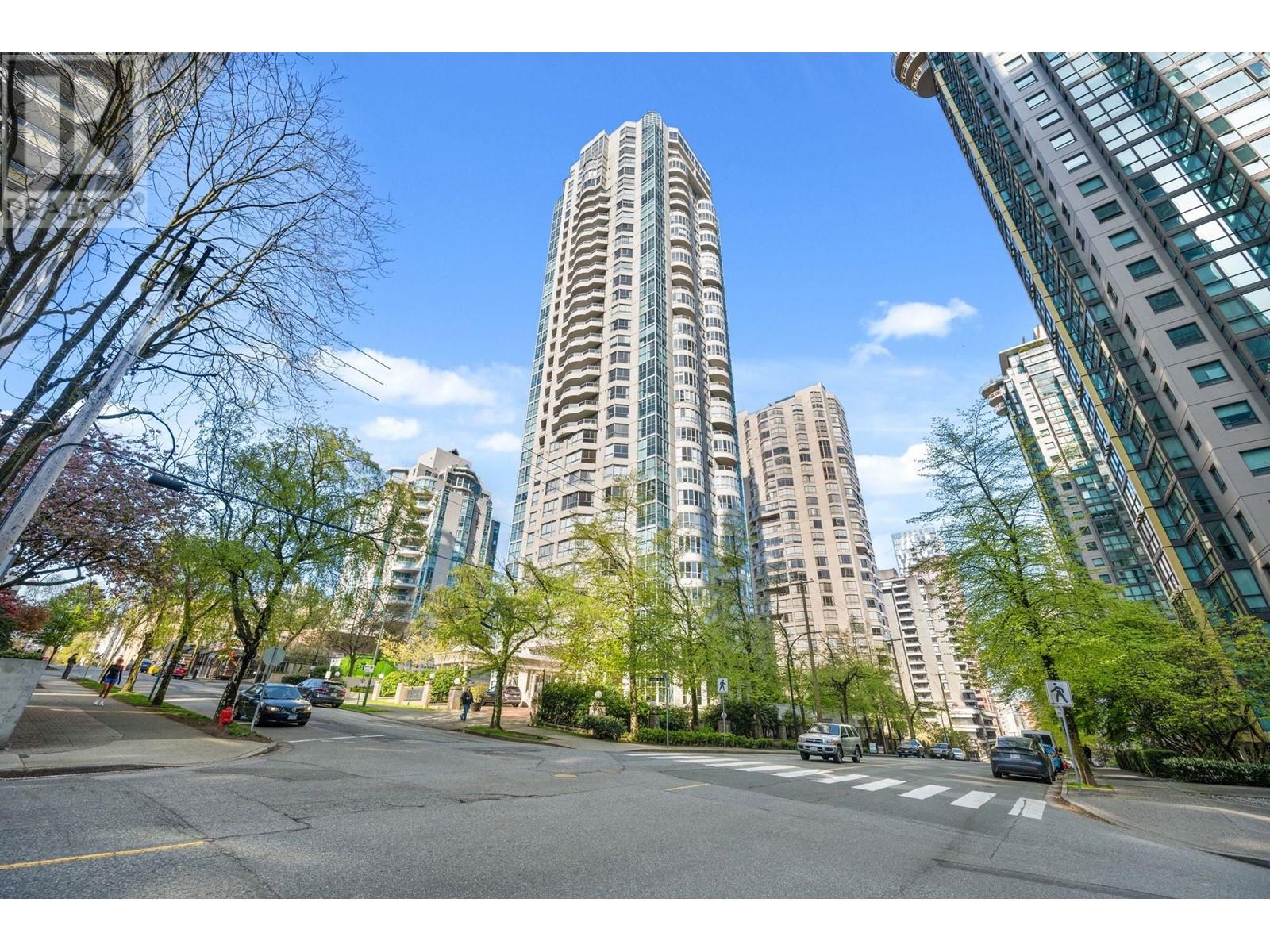 602 717 JERVIS STREET, Vancouver, British Columbia