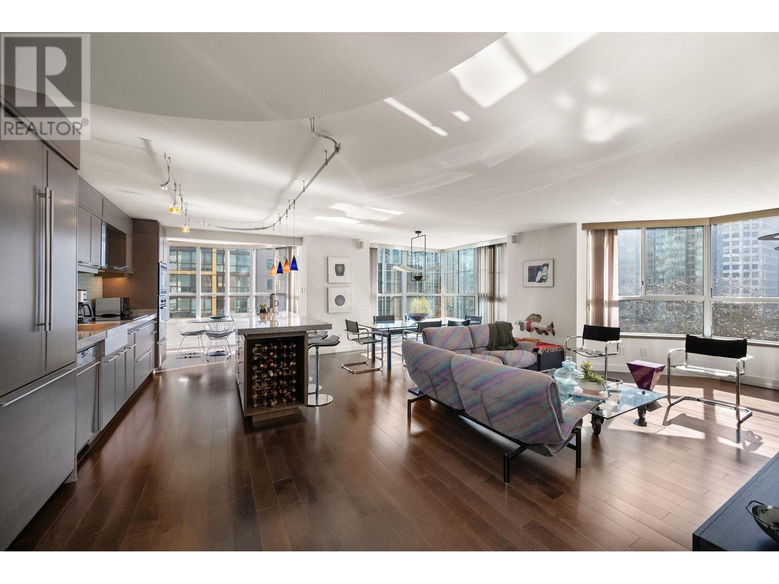 602 717 Jervis Street, Vancouver, British Columbia  V6E 4L5 - Photo 4 - R3000855
